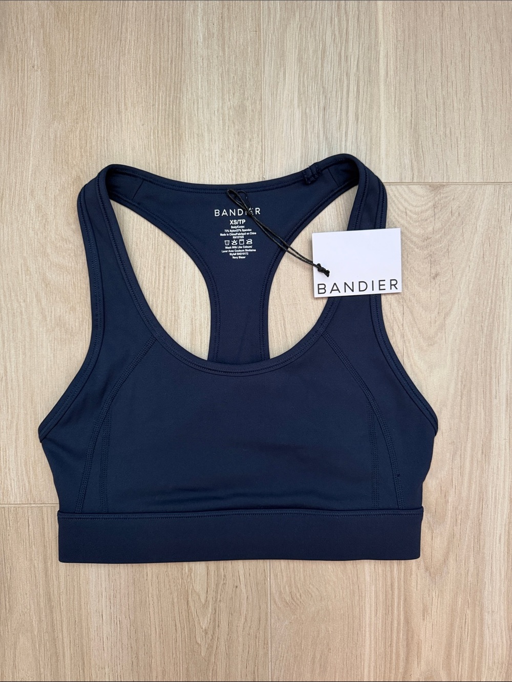 NWT Bandier Women Sports Bra